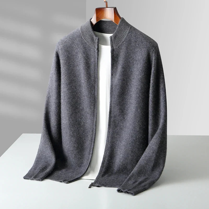 ESSENCE | JAKKE